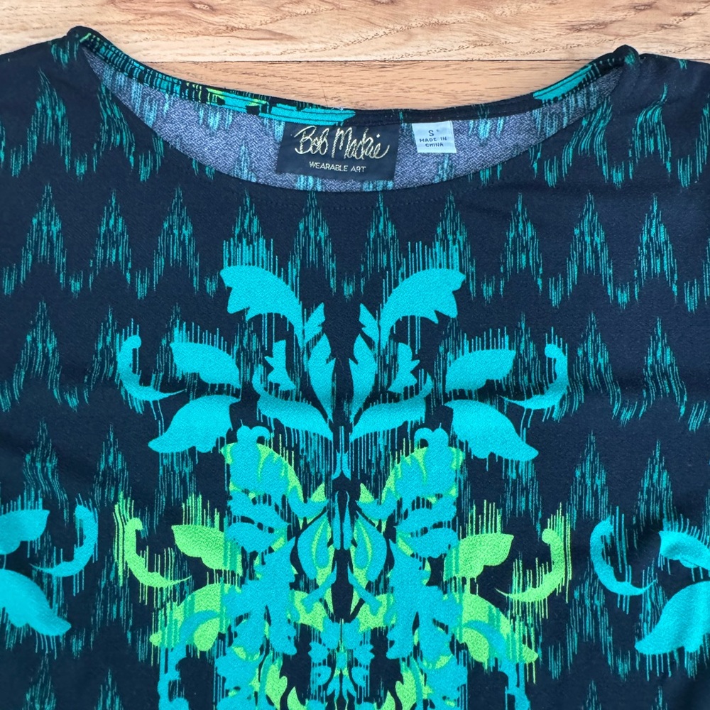 Bob Mackie Shirt Womens Sm Green Wearable Art Pullover Long Sleeve Pattern Top - Picture 3 of 11
